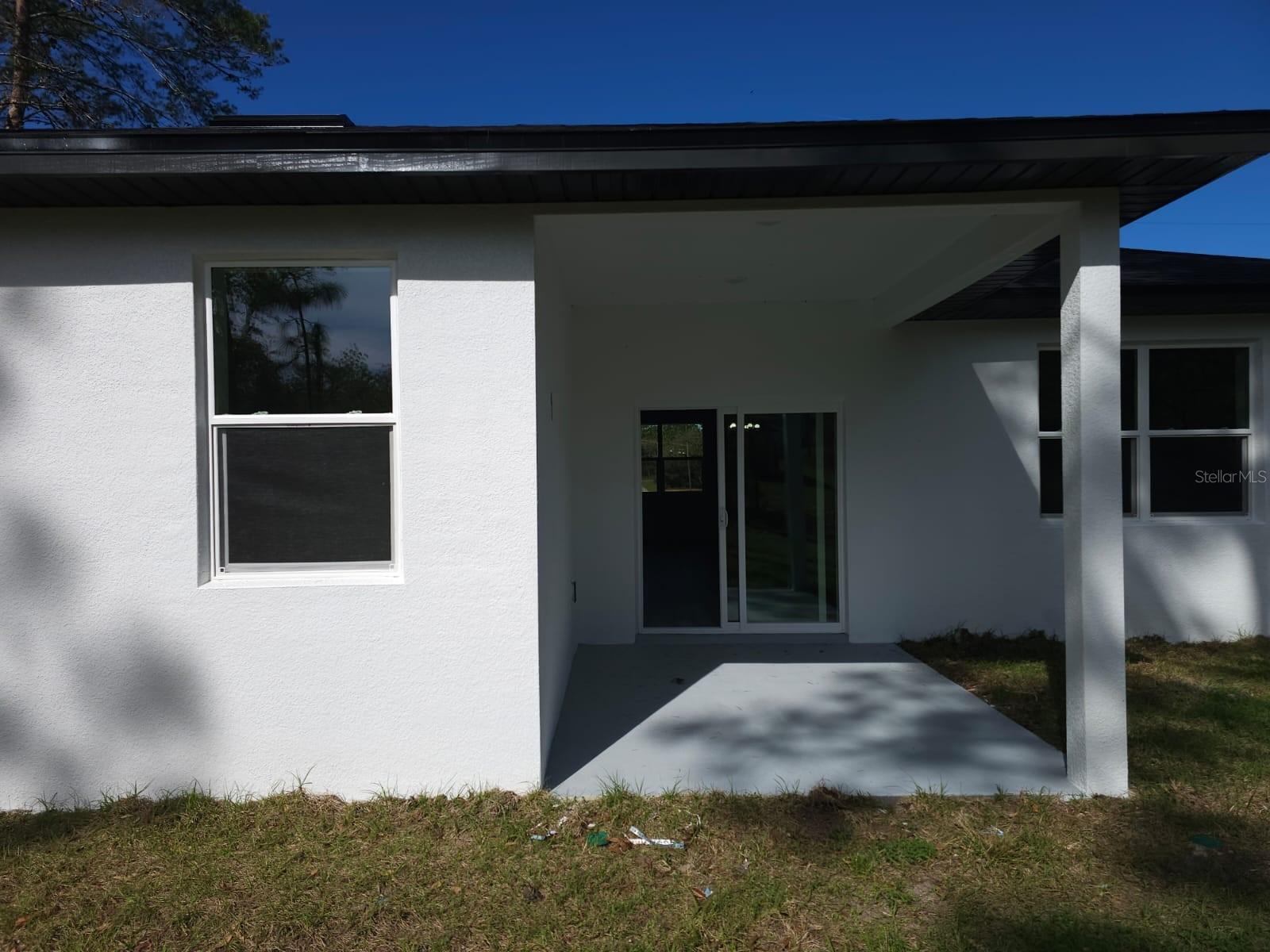 Listing photo id 8 for 7169 Tallwood Drive