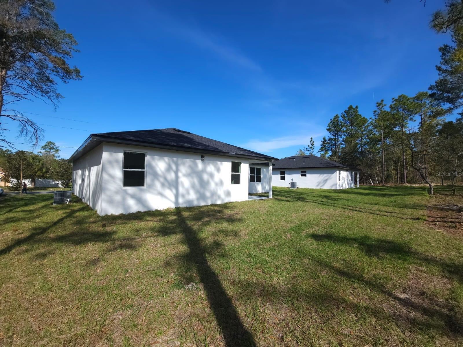 Listing photo id 26 for 7169 Tallwood Drive