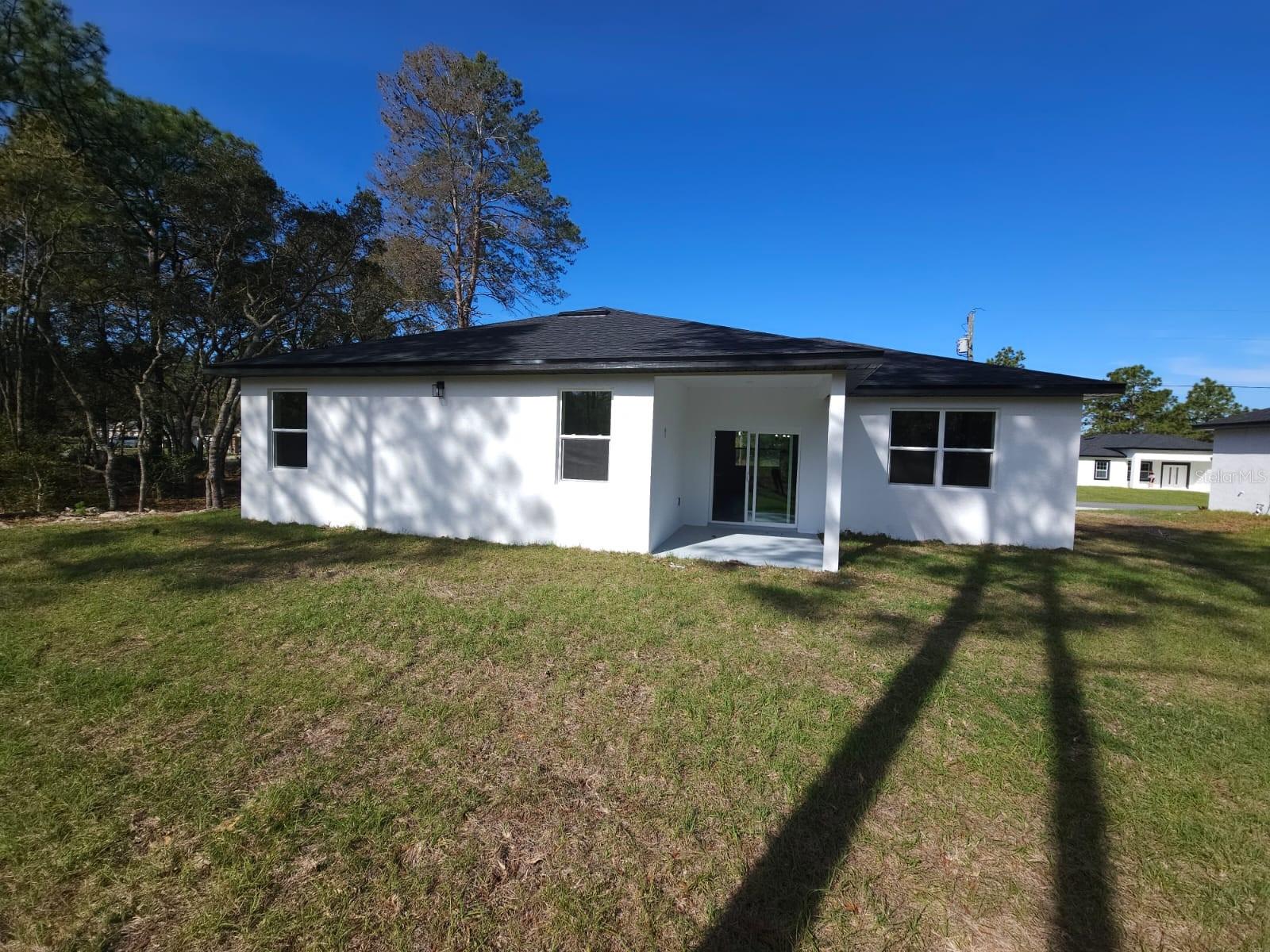 Listing photo id 27 for 7169 Tallwood Drive