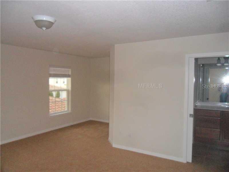 Image 14 of 16 For 11932 Lorenza Lane