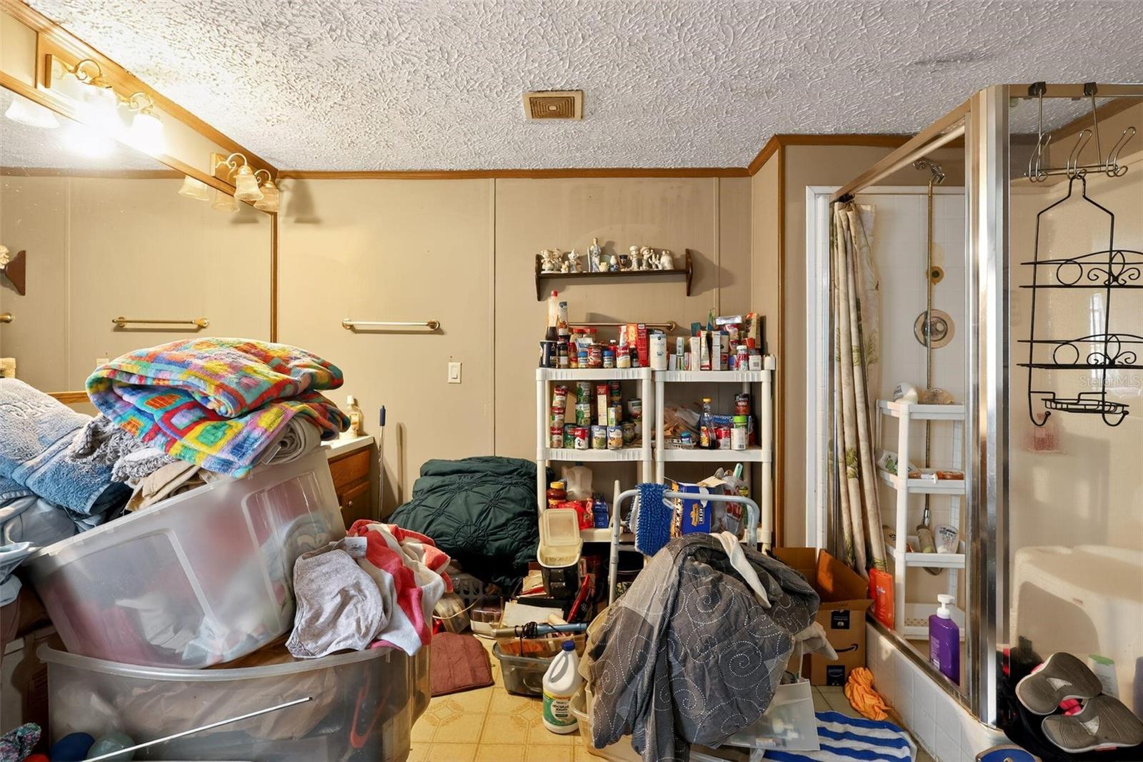 Image 13 of 22 For 8047 Mc Glothlin Street