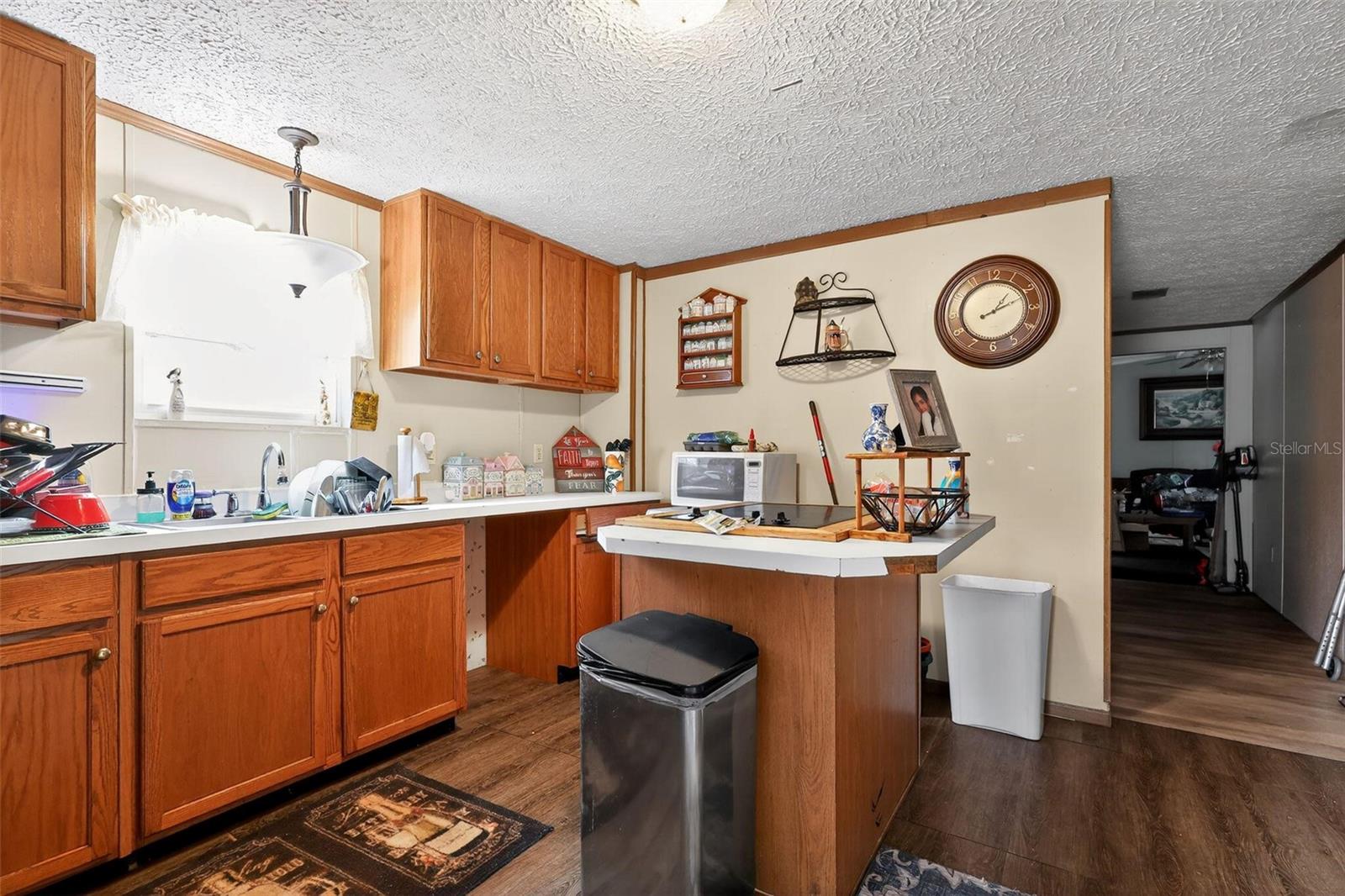 Image 4 of 22 For 8047 Mc Glothlin Street