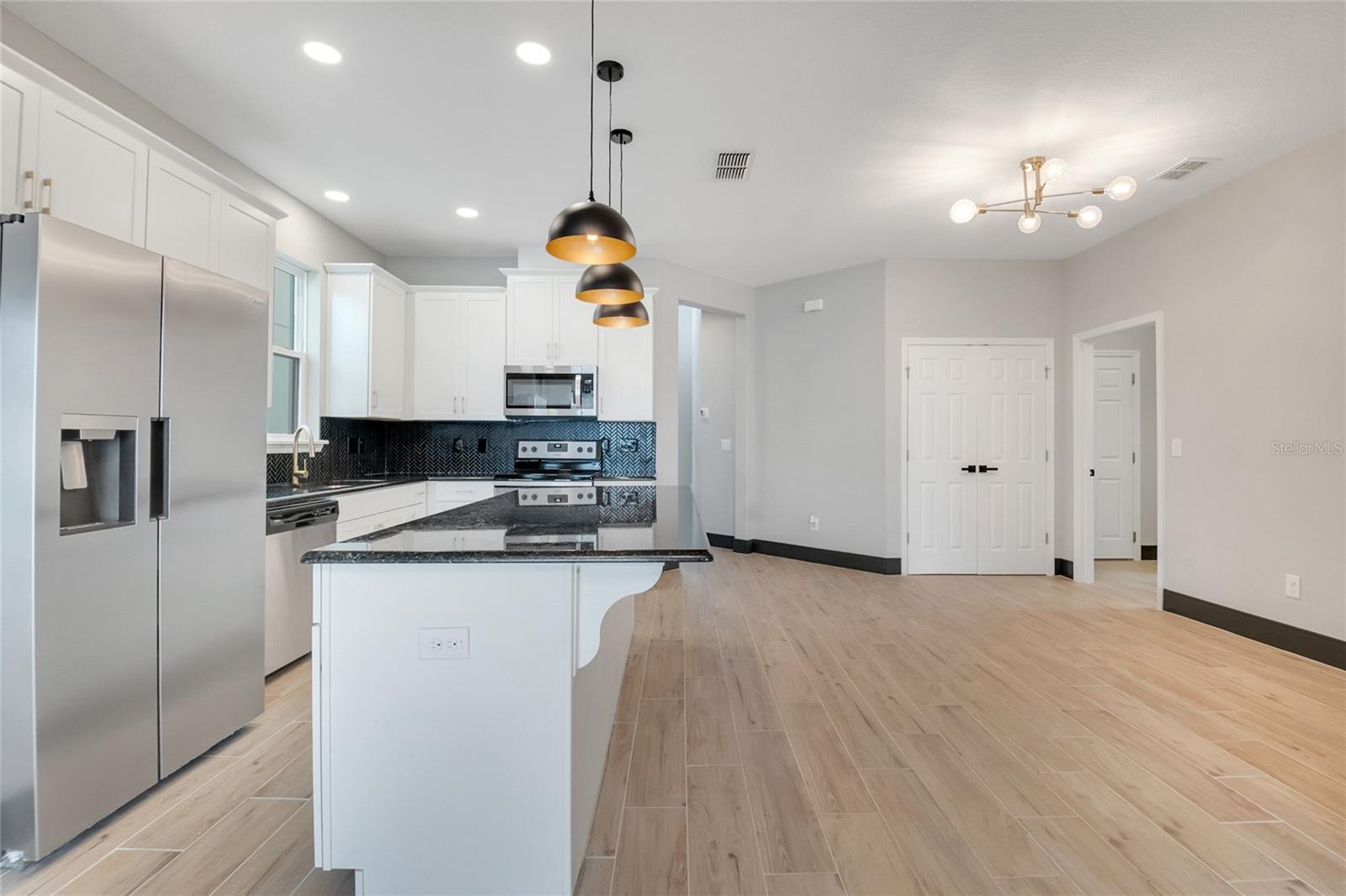 Image 19 of 83 For 2460 Toscolona Drive