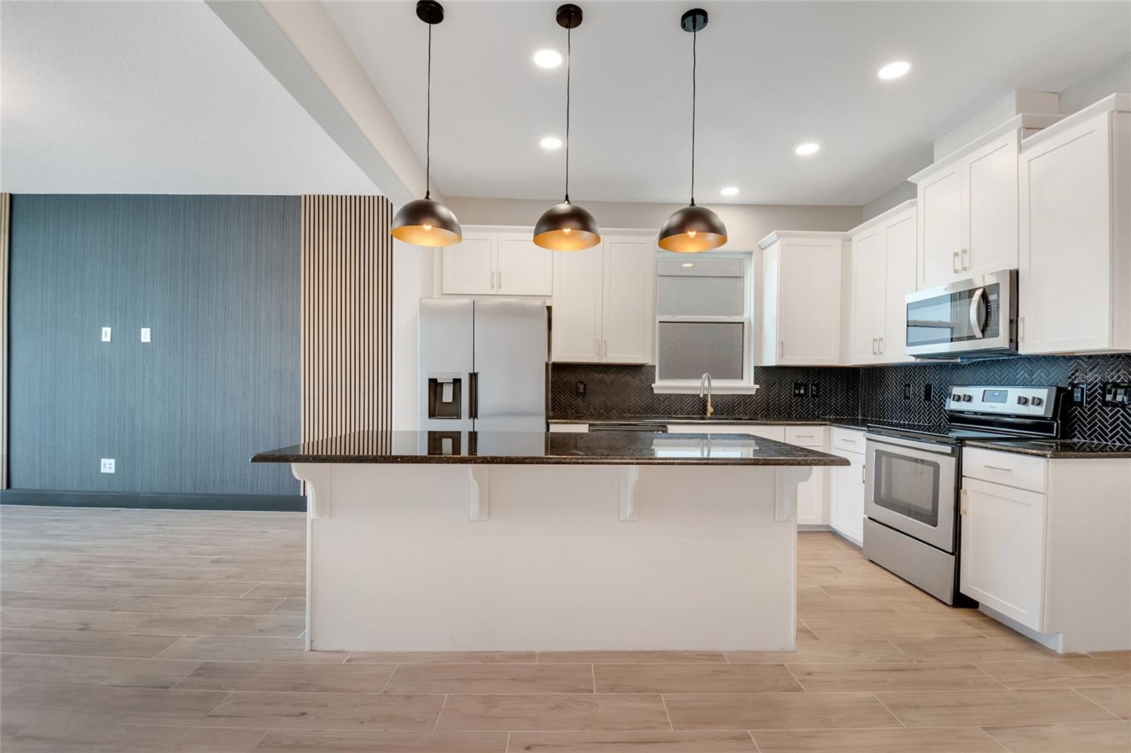 Image 21 of 83 For 2460 Toscolona Drive