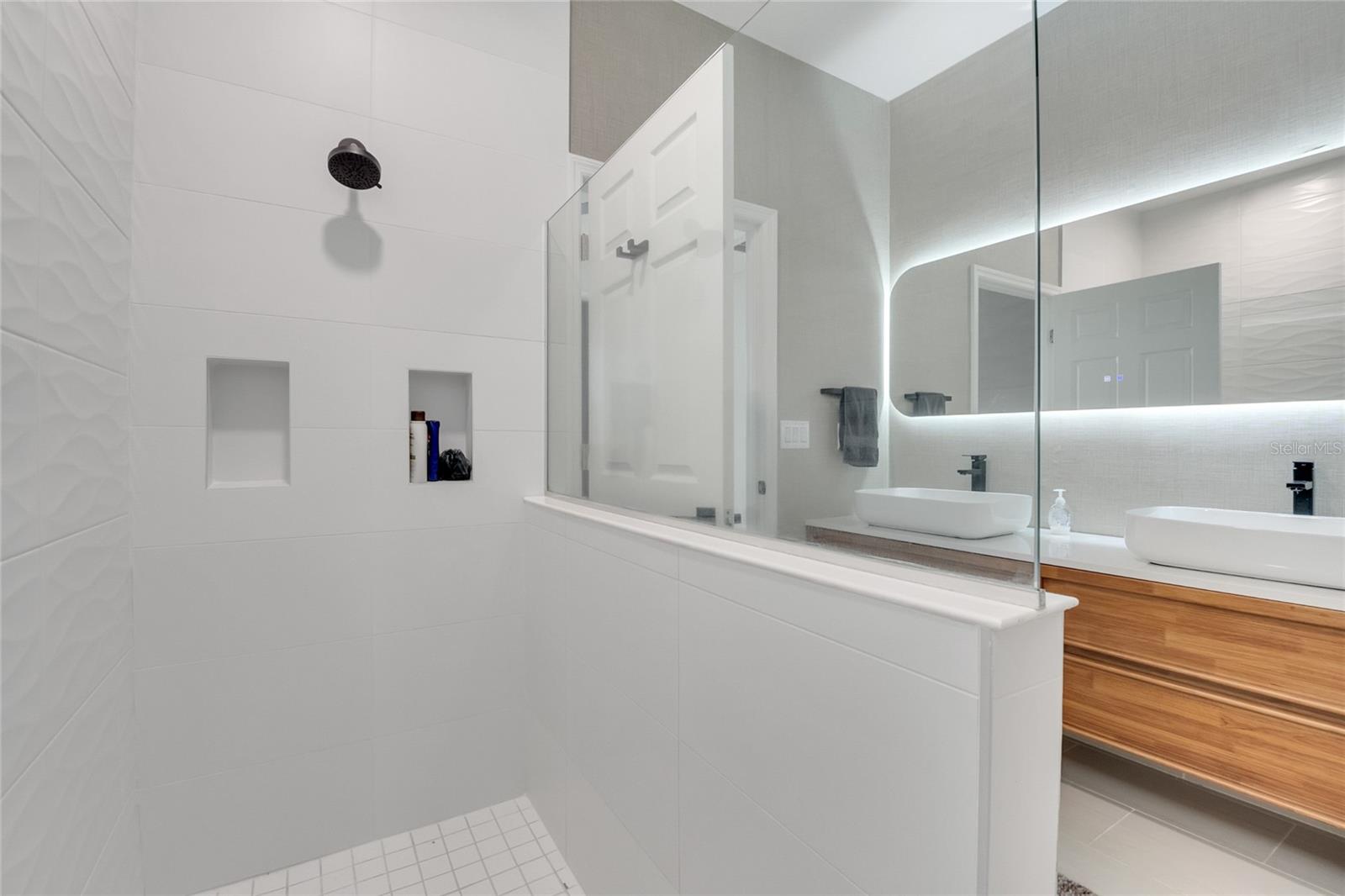 Image 39 of 83 For 2460 Toscolona Drive