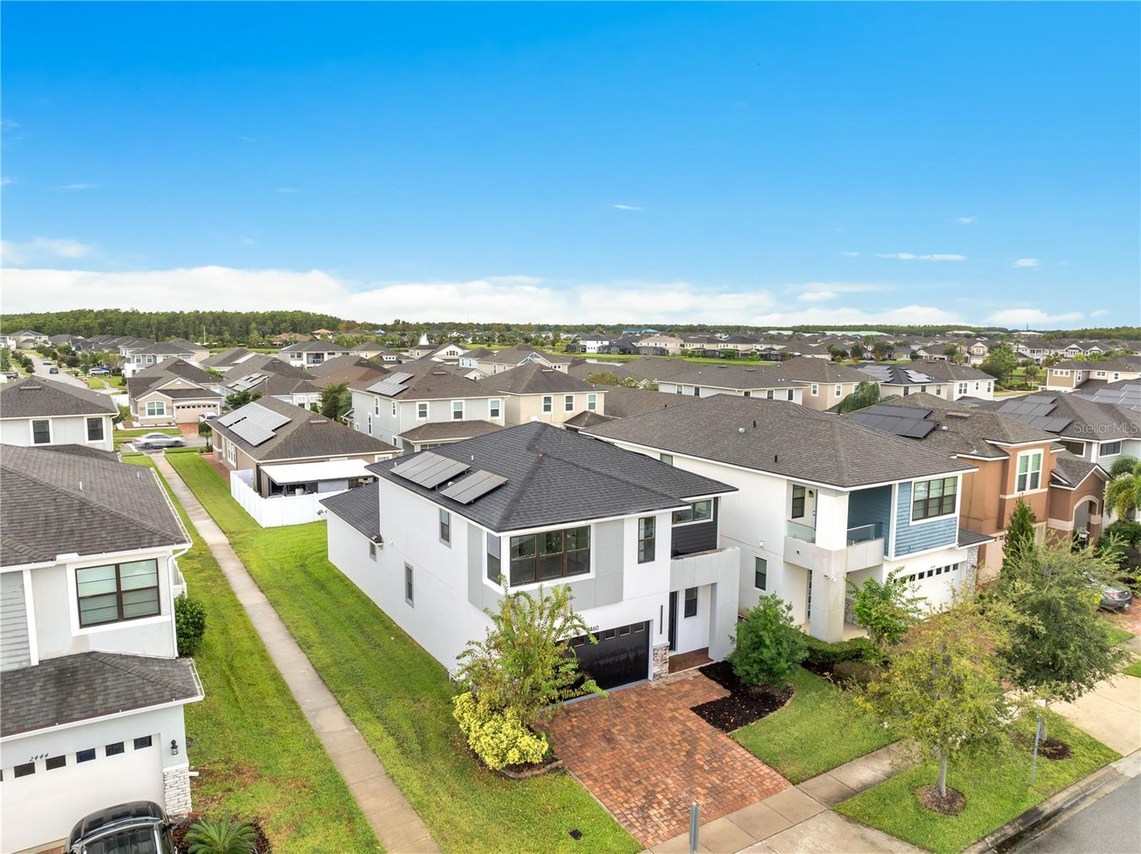 Image 6 of 83 For 2460 Toscolona Drive