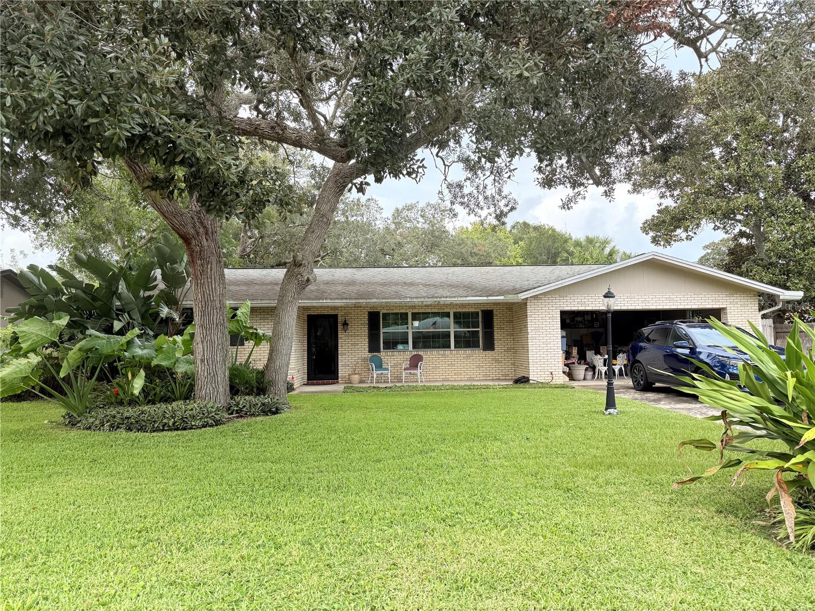 Listing Details for 201 Sanchez Avenue, ORMOND BEACH, FL 32174