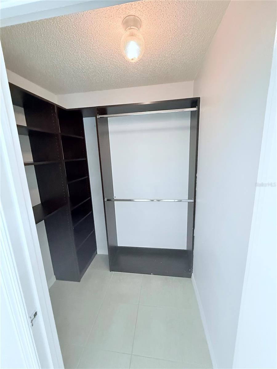 Image 12 of 13 For 9481 Highland Oak Drive 1512