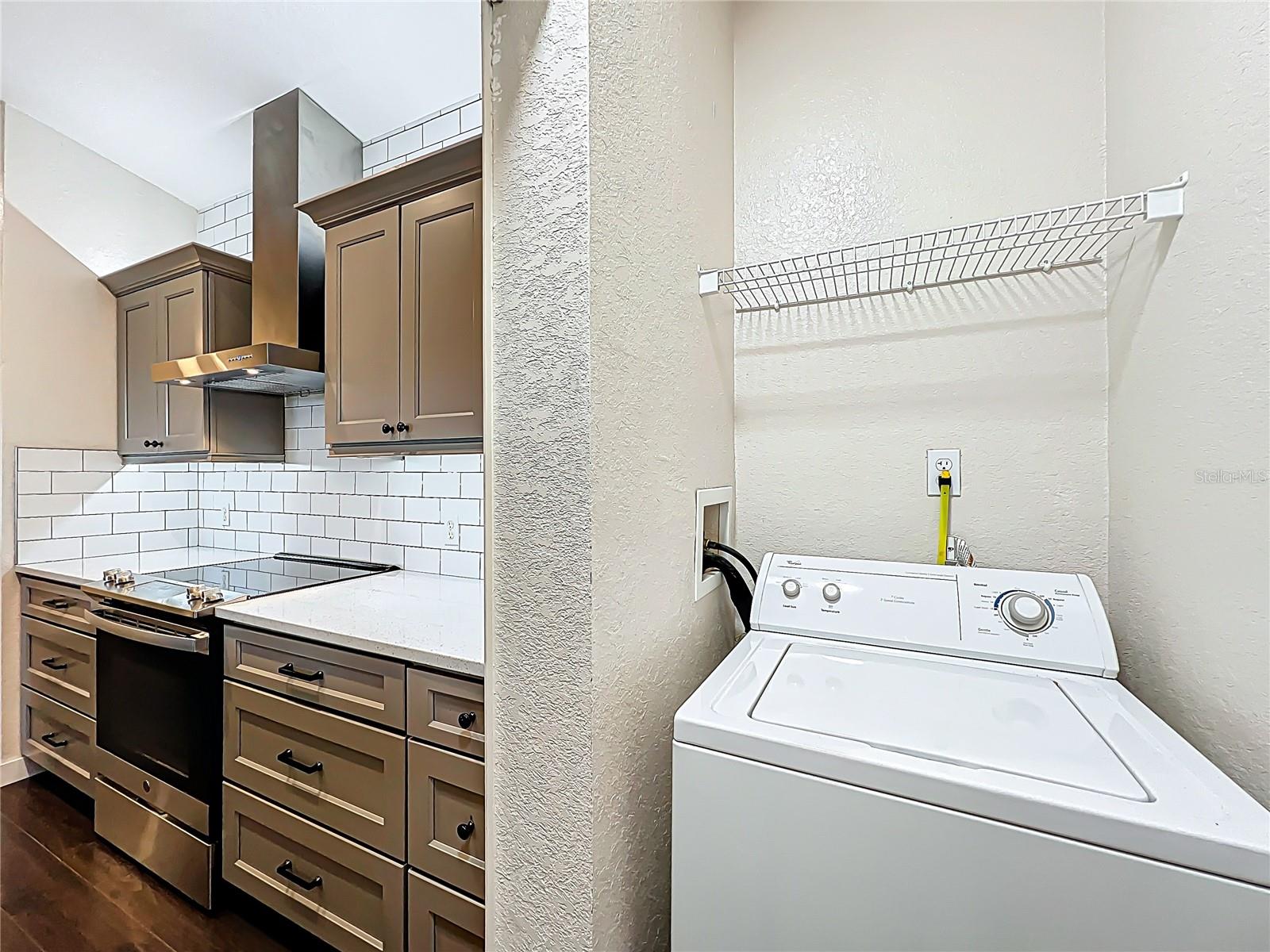 Image 27 of 52 For 6059 Westgate Drive 433