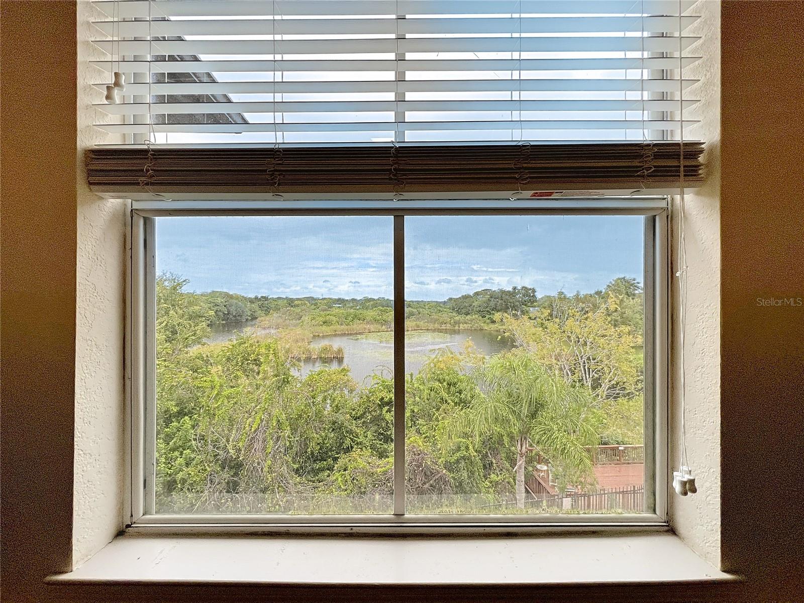 Image 33 of 52 For 6059 Westgate Drive 433