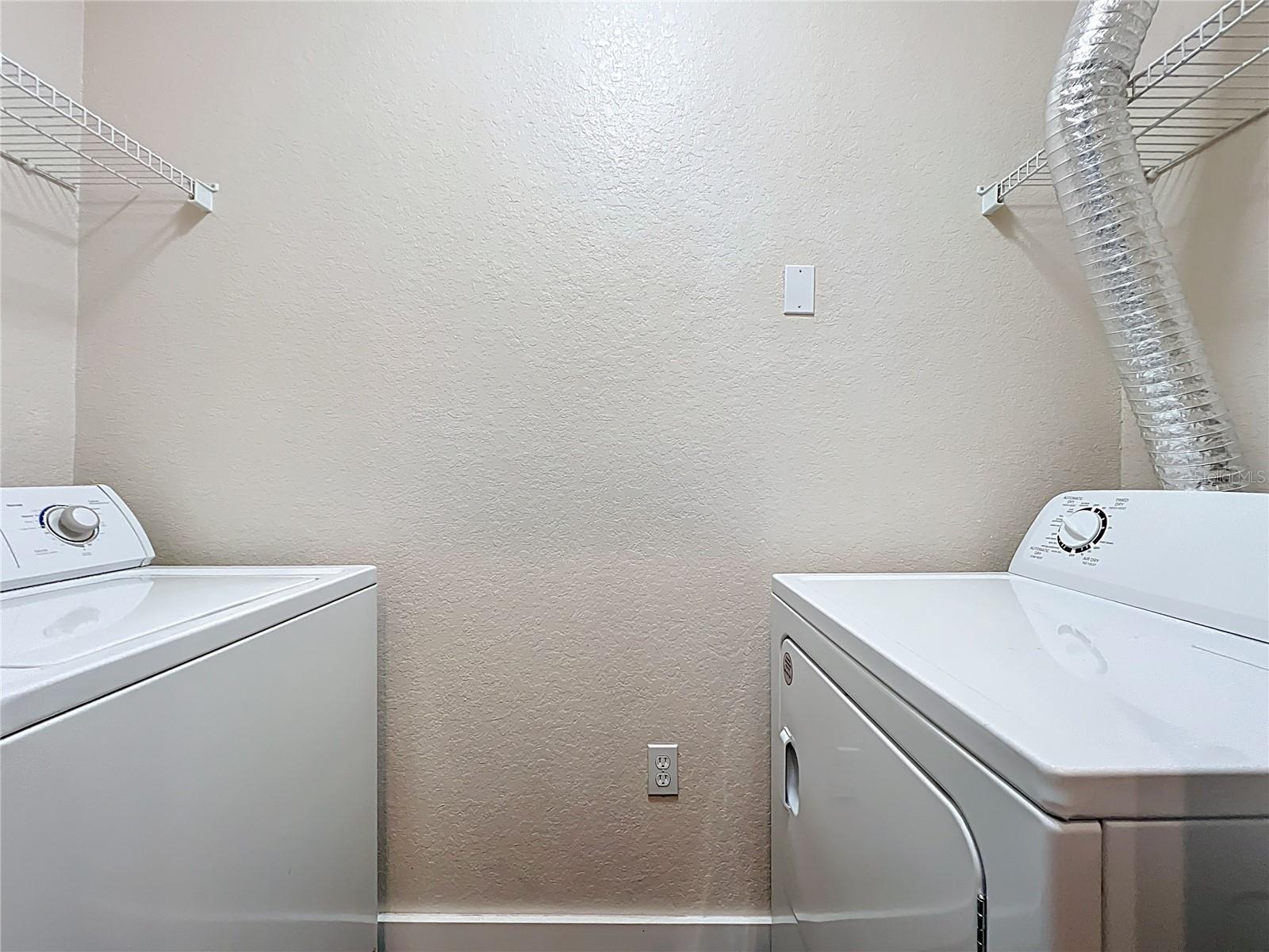 Image 40 of 52 For 6059 Westgate Drive 433