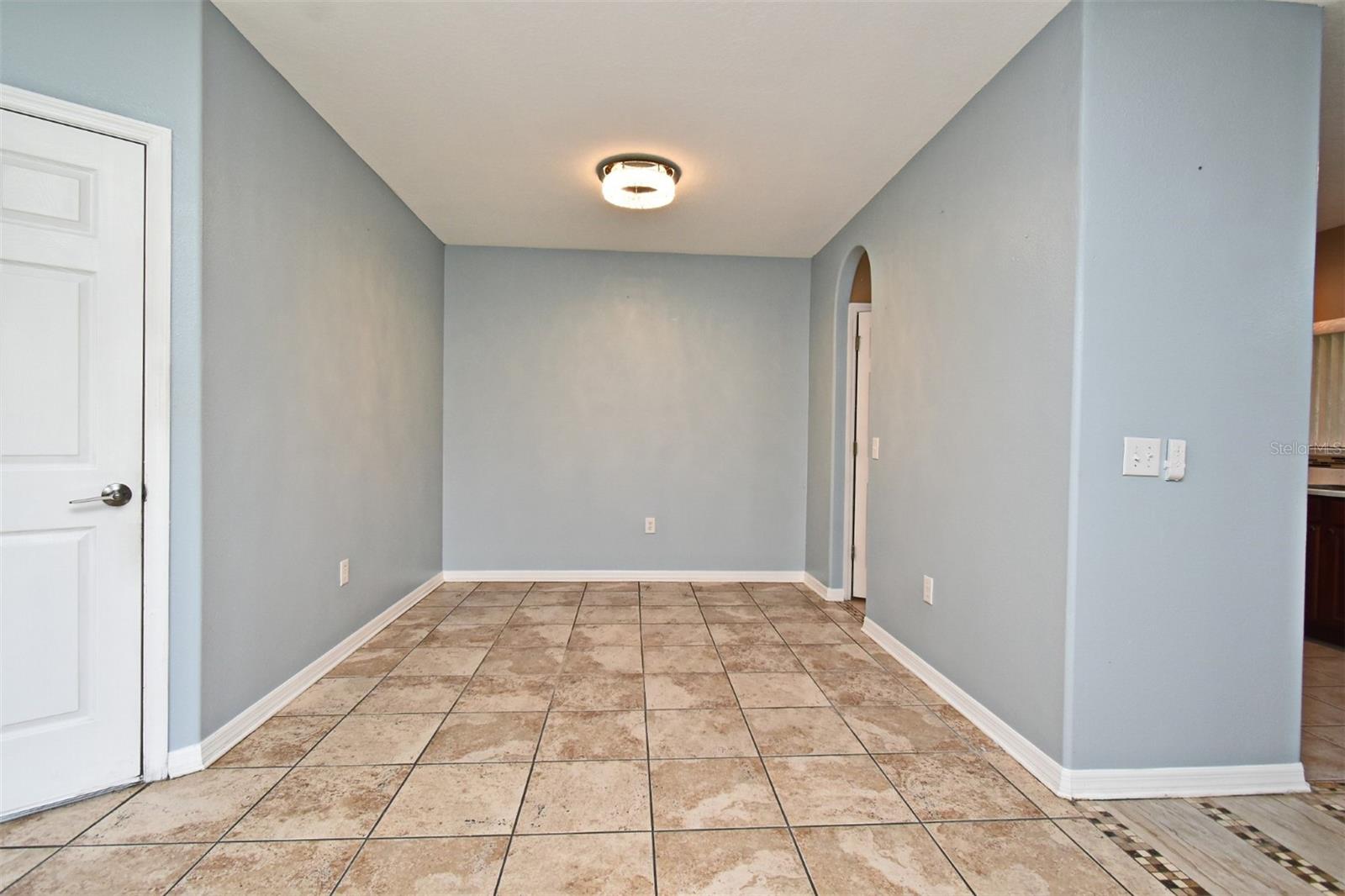 Image 10 of 42 For 2220 Seven Oaks Drive