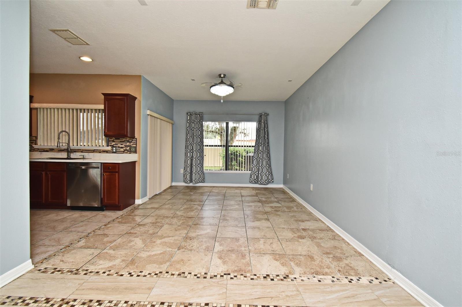 Image 11 of 42 For 2220 Seven Oaks Drive
