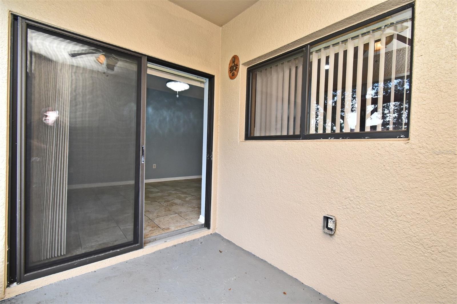 Image 37 of 42 For 2220 Seven Oaks Drive