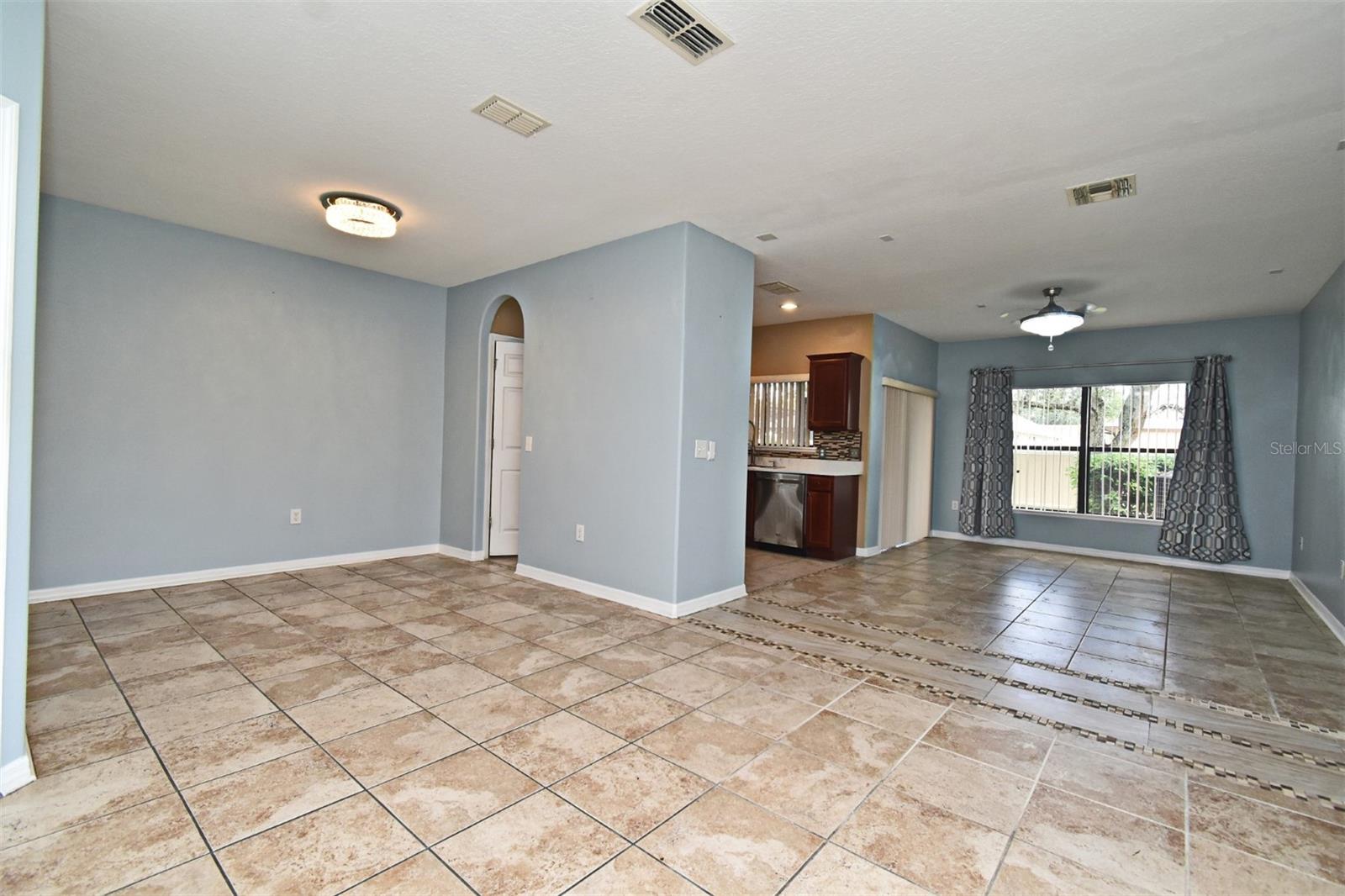 Image 9 of 42 For 2220 Seven Oaks Drive