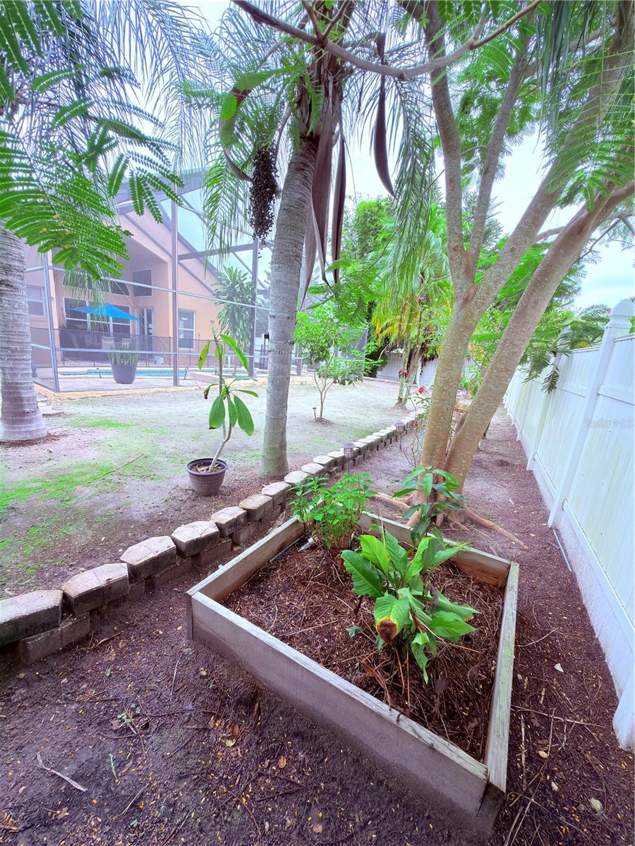 Image 62 of 69 For 12326 Bohannon Boulevard