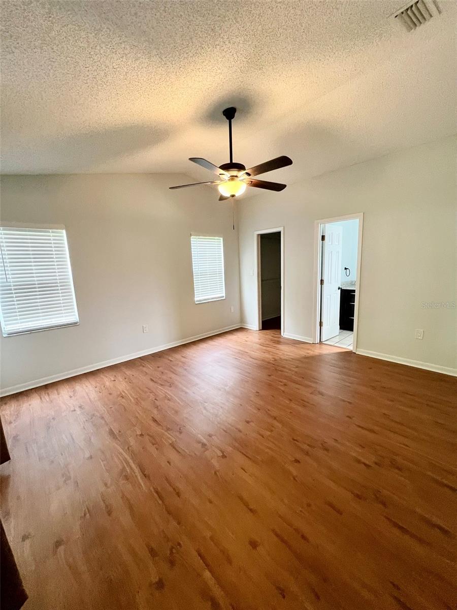 Image 10 of 19 For 768 Crows Bluff