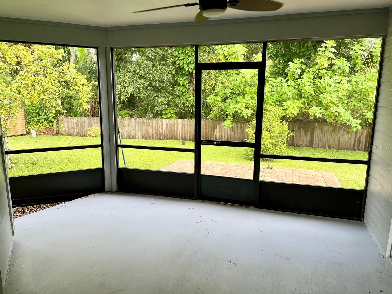 Image 2 of 19 For 768 Crows Bluff