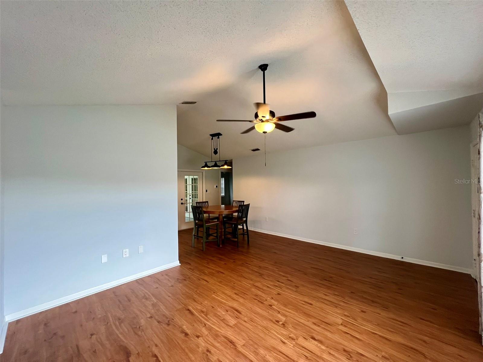 Image 4 of 19 For 768 Crows Bluff