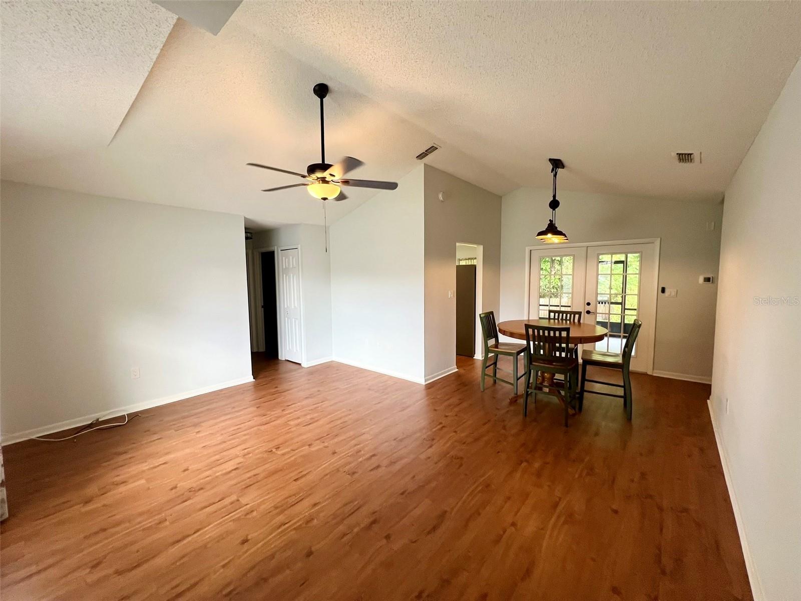 Image 5 of 19 For 768 Crows Bluff