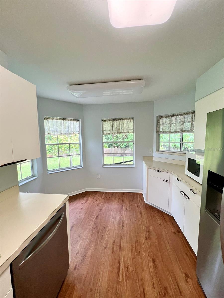 Image 8 of 19 For 768 Crows Bluff