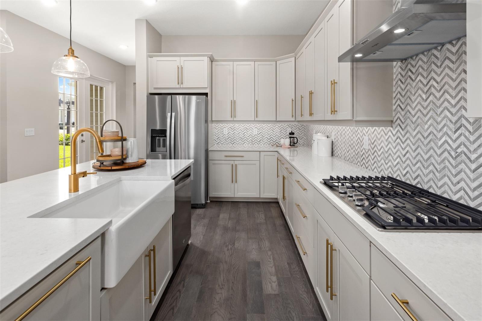 Image 2 of 20 For 1988 Beach Terrace