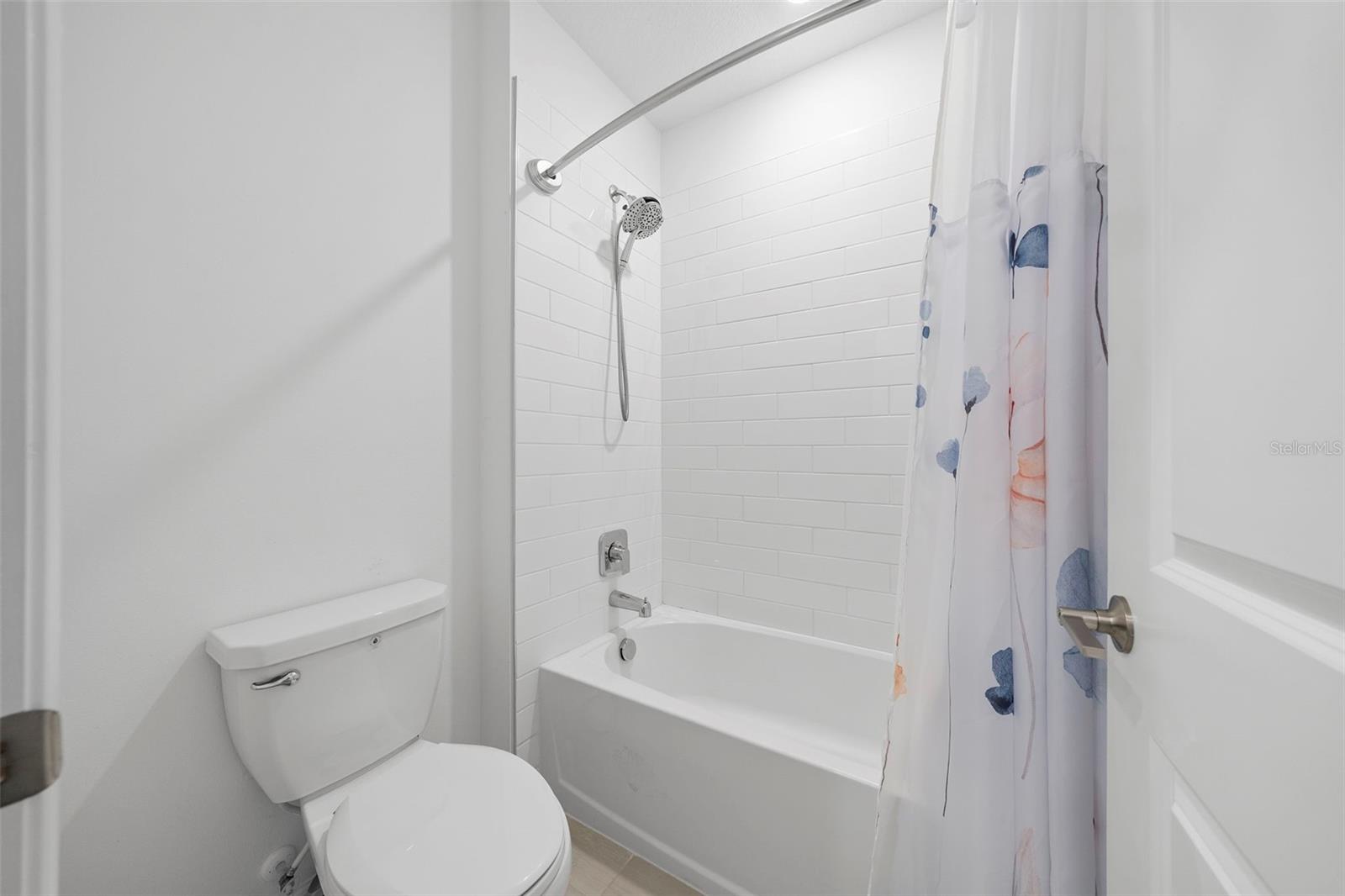 Image 21 of 55 For 715 Veridian Circle Nw