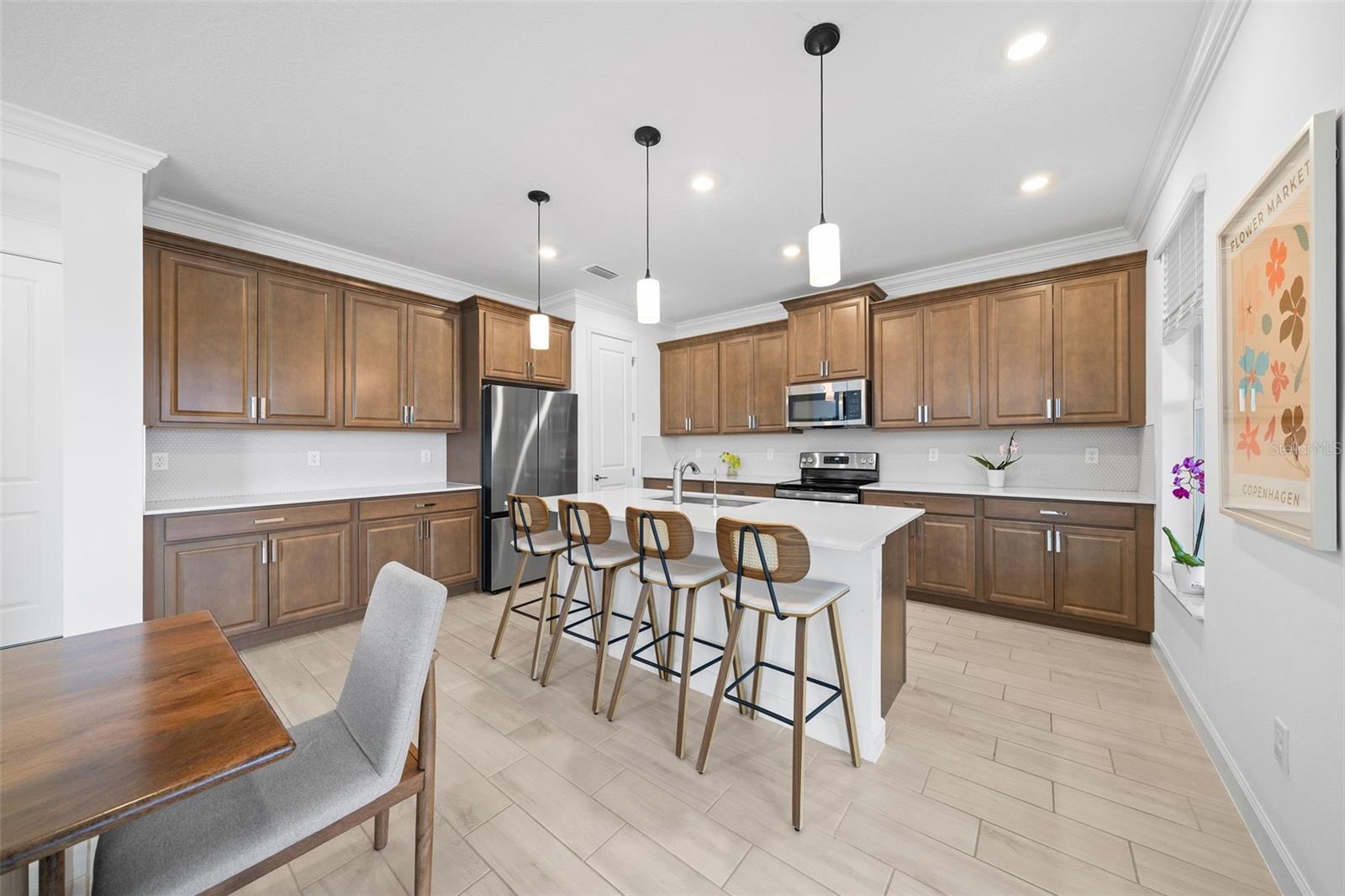Image 8 of 55 For 715 Veridian Circle Nw