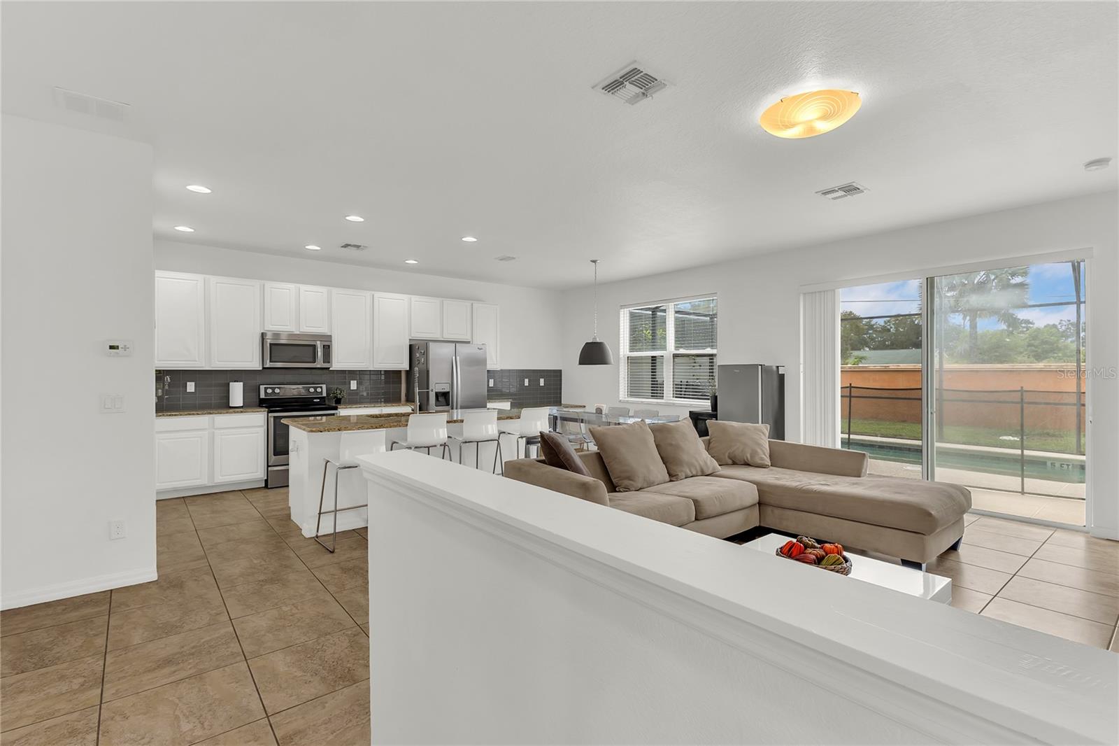 Image 4 of 39 For 920 Las Fuentes Drive