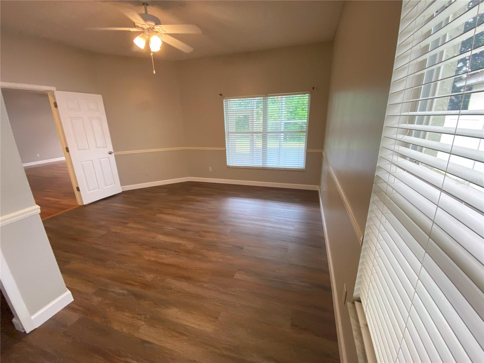 Image 13 of 26 For 2942 Oak Hammock Court