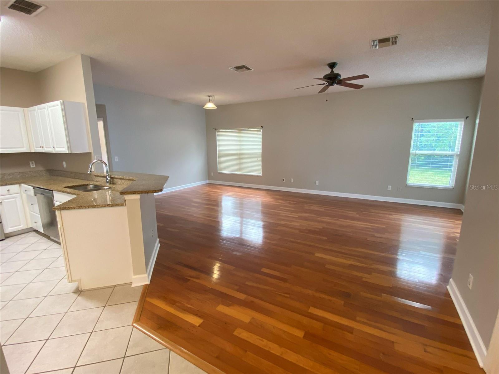 Image 2 of 26 For 2942 Oak Hammock Court