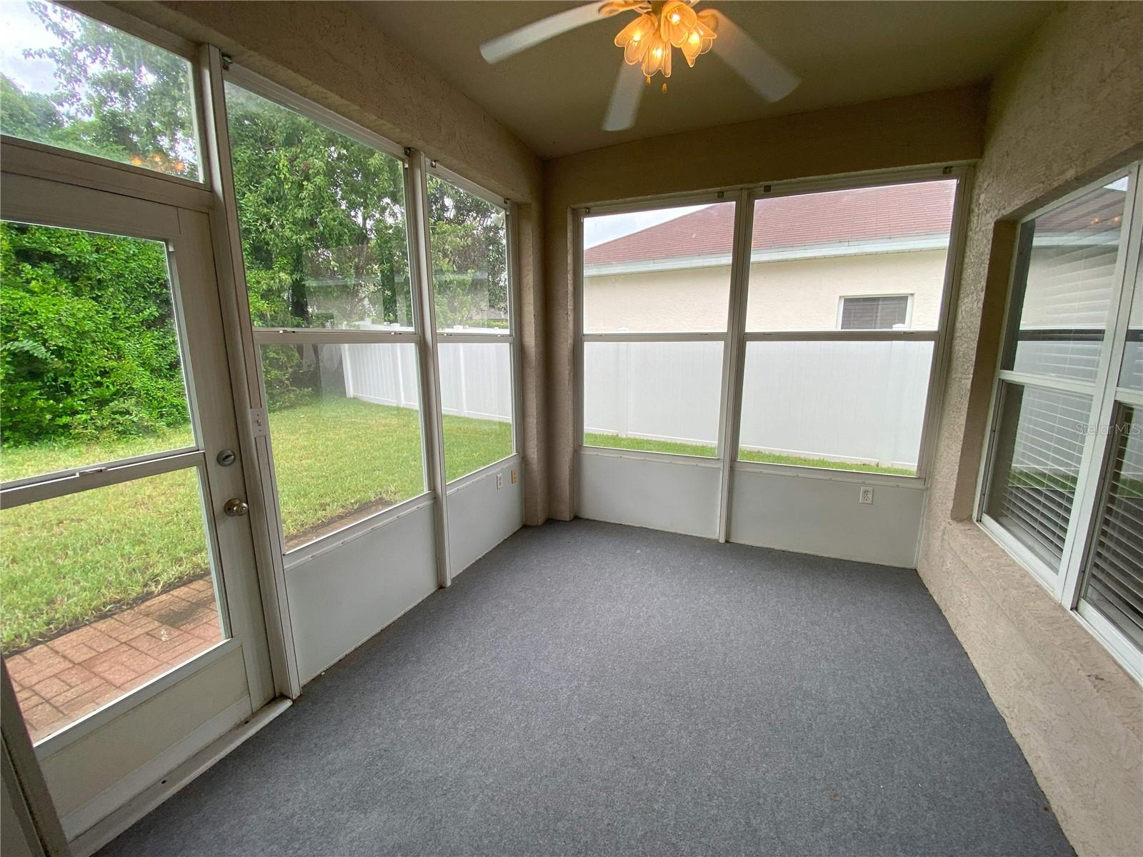 Image 22 of 26 For 2942 Oak Hammock Court