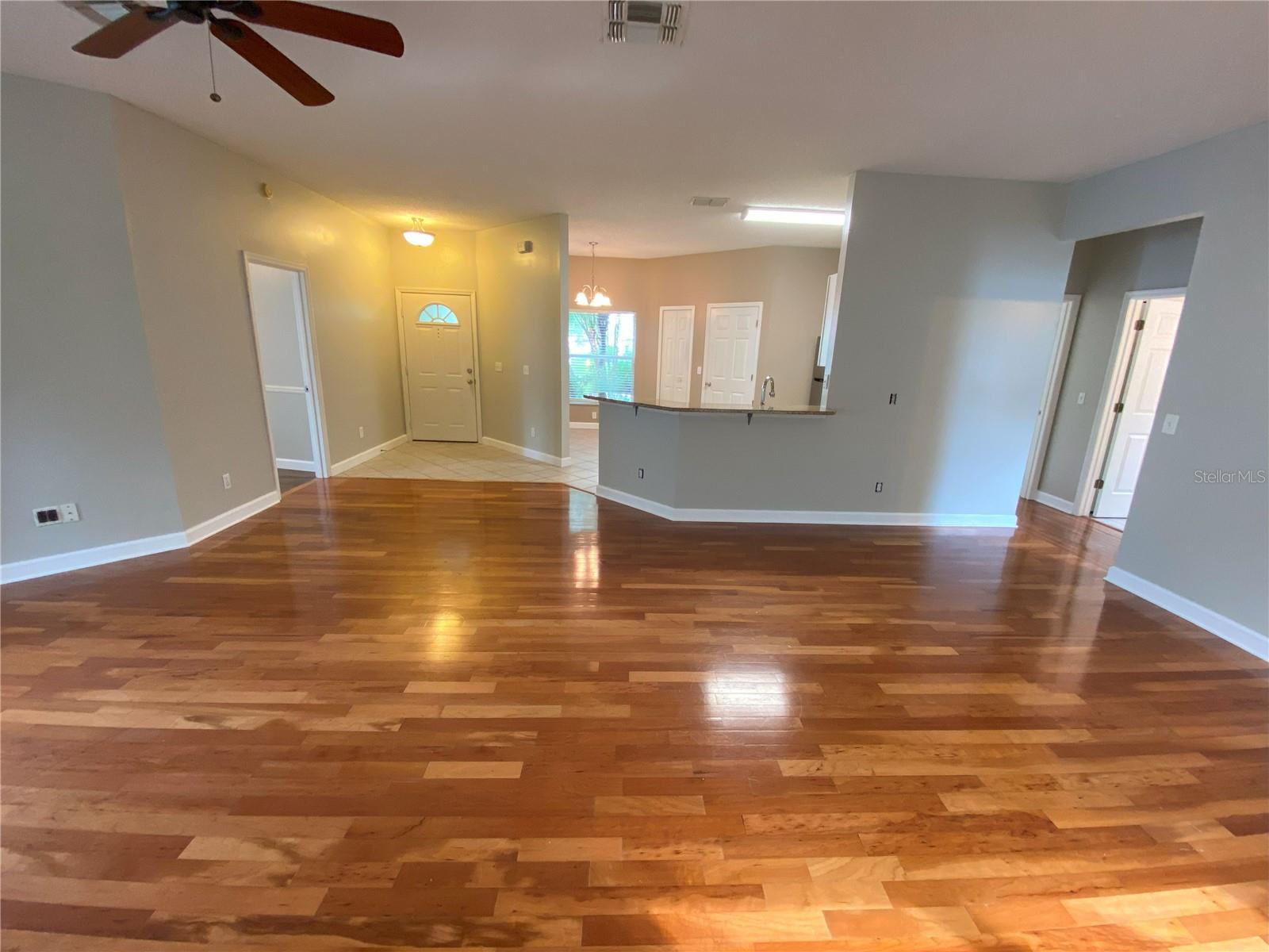 Image 4 of 26 For 2942 Oak Hammock Court