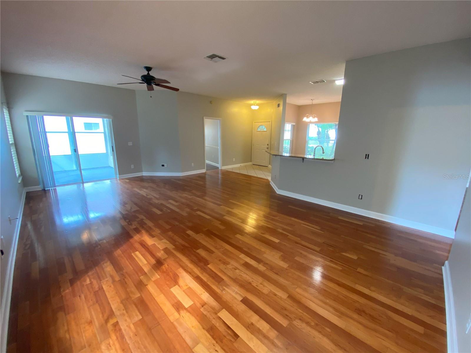 Image 5 of 26 For 2942 Oak Hammock Court