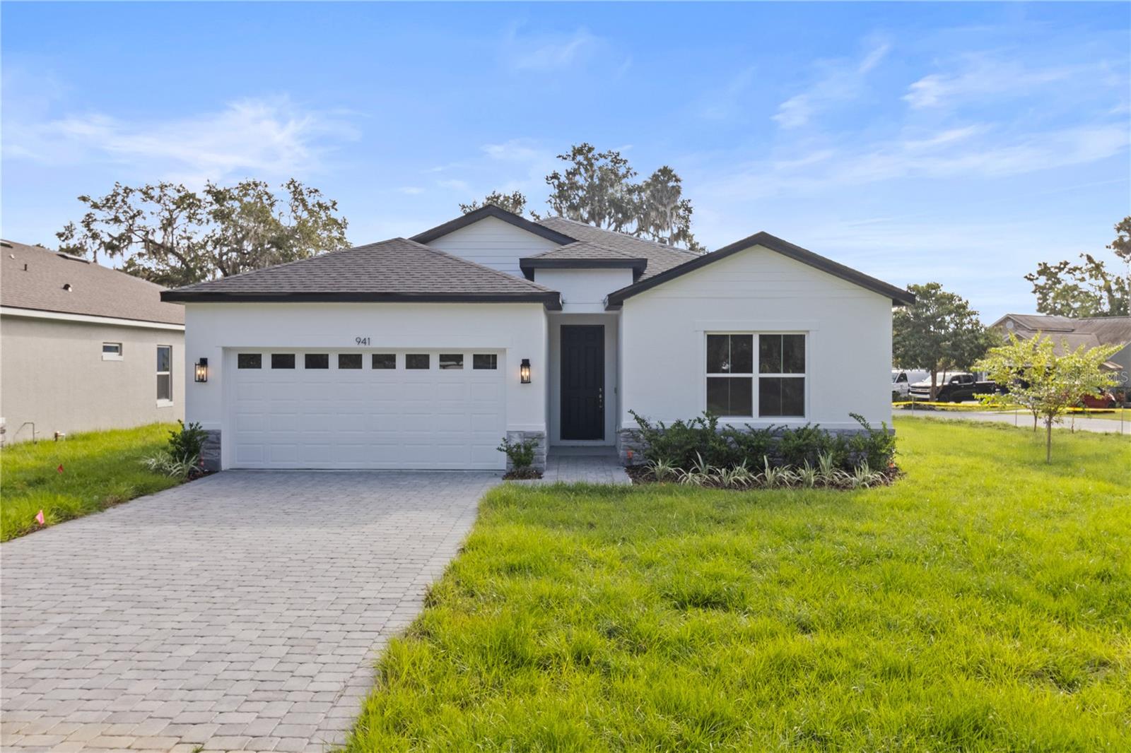 Image 6 of 29 For 941 Belle Oak Drive