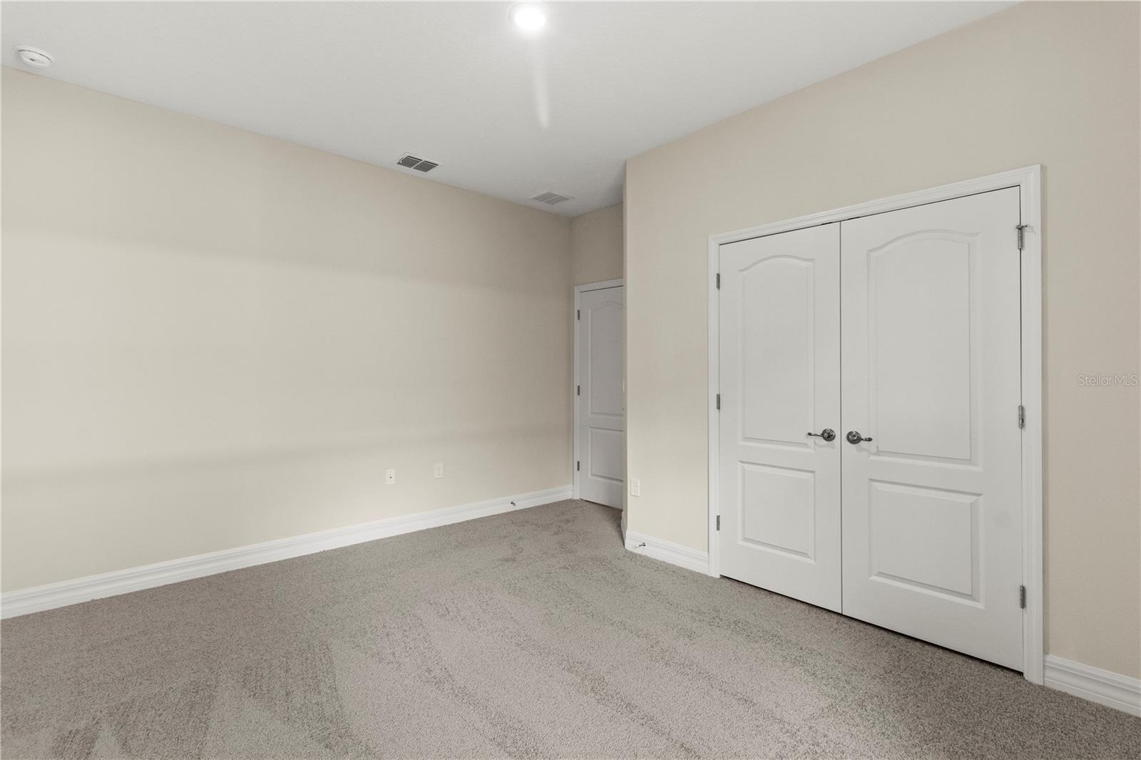 Image 24 of 30 For 947 Belle Oak Drive