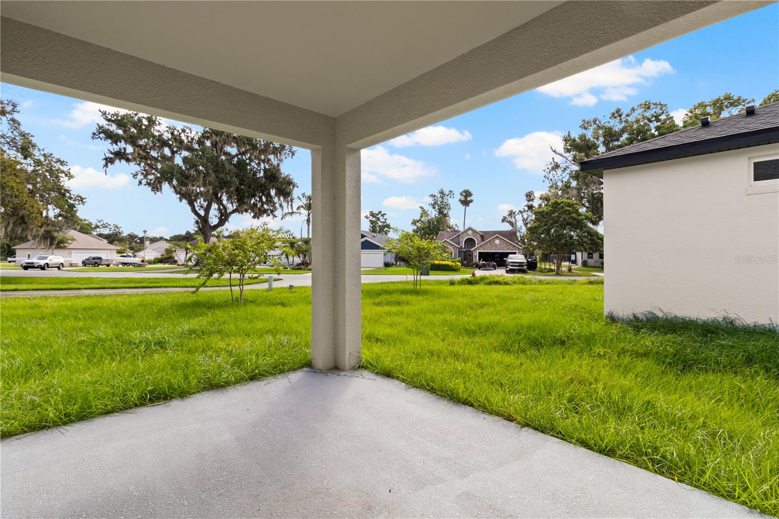 Image 29 of 30 For 947 Belle Oak Drive
