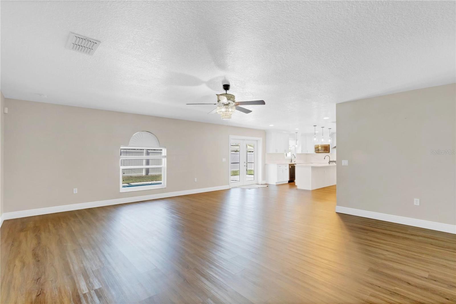 Image 11 of 53 For 1705 Ridgemoor Drive