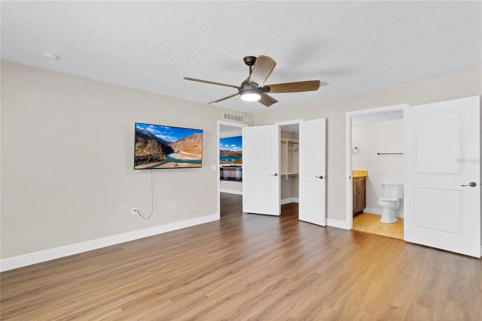 Image 14 of 53 For 1705 Ridgemoor Drive