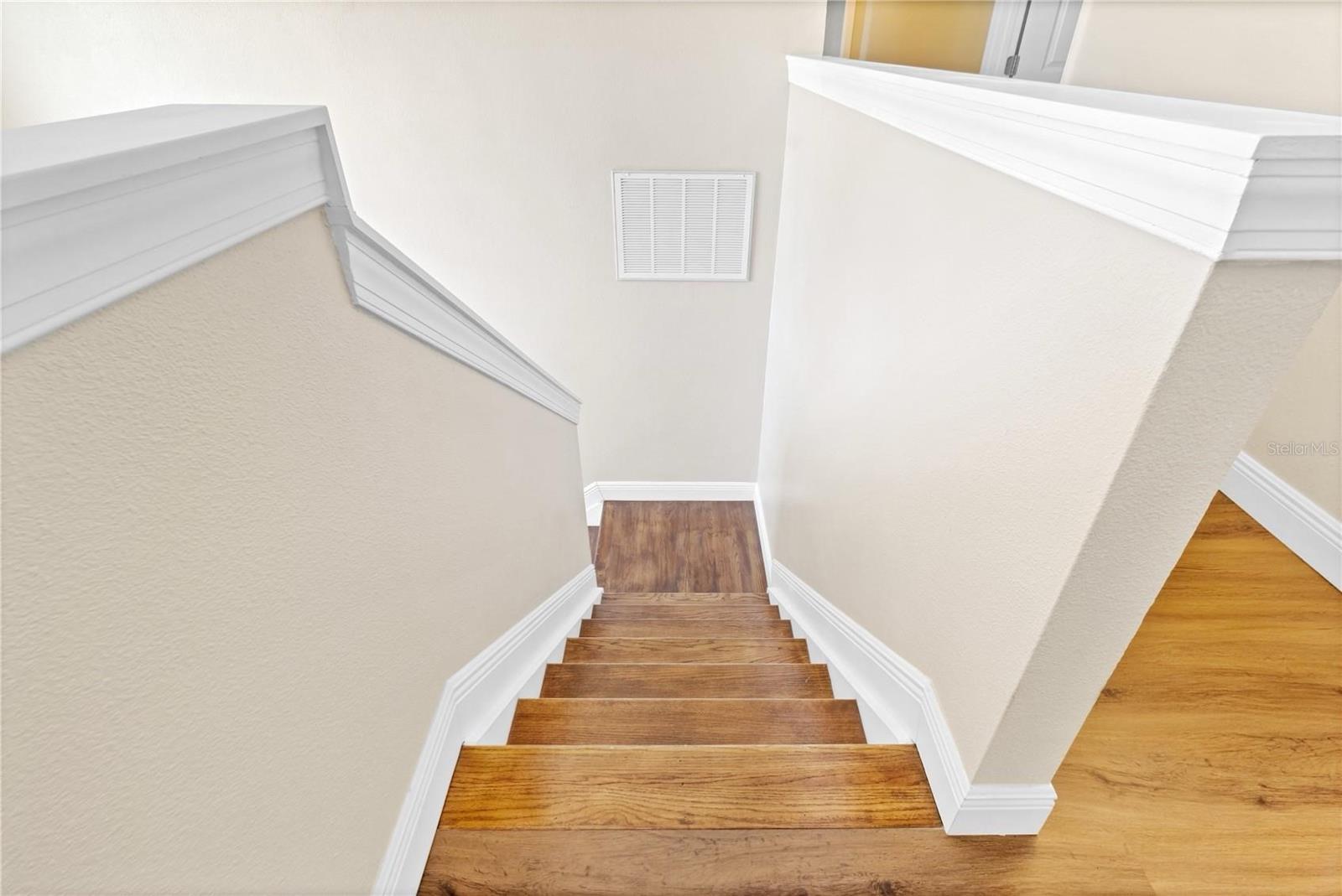 Image 19 of 53 For 1705 Ridgemoor Drive