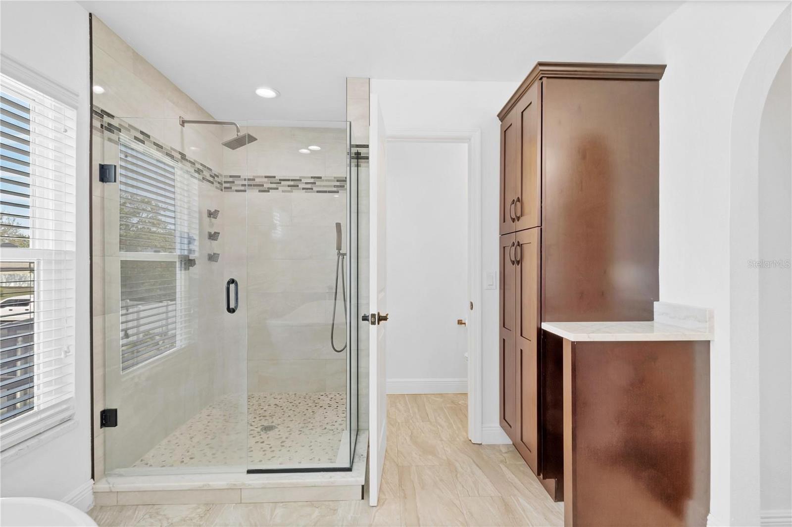 Image 43 of 53 For 1705 Ridgemoor Drive