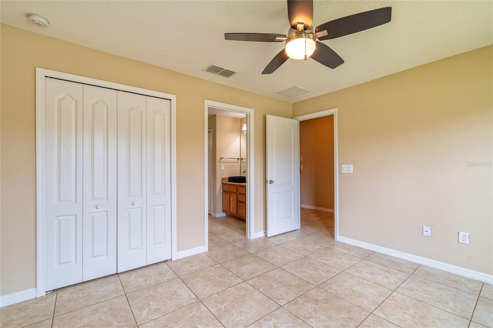 Image 19 of 33 For 10717 Clover Walk Drive