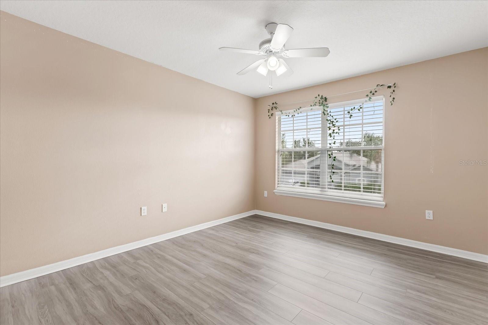 Image 15 of 36 For 3817 Blue Dasher Drive