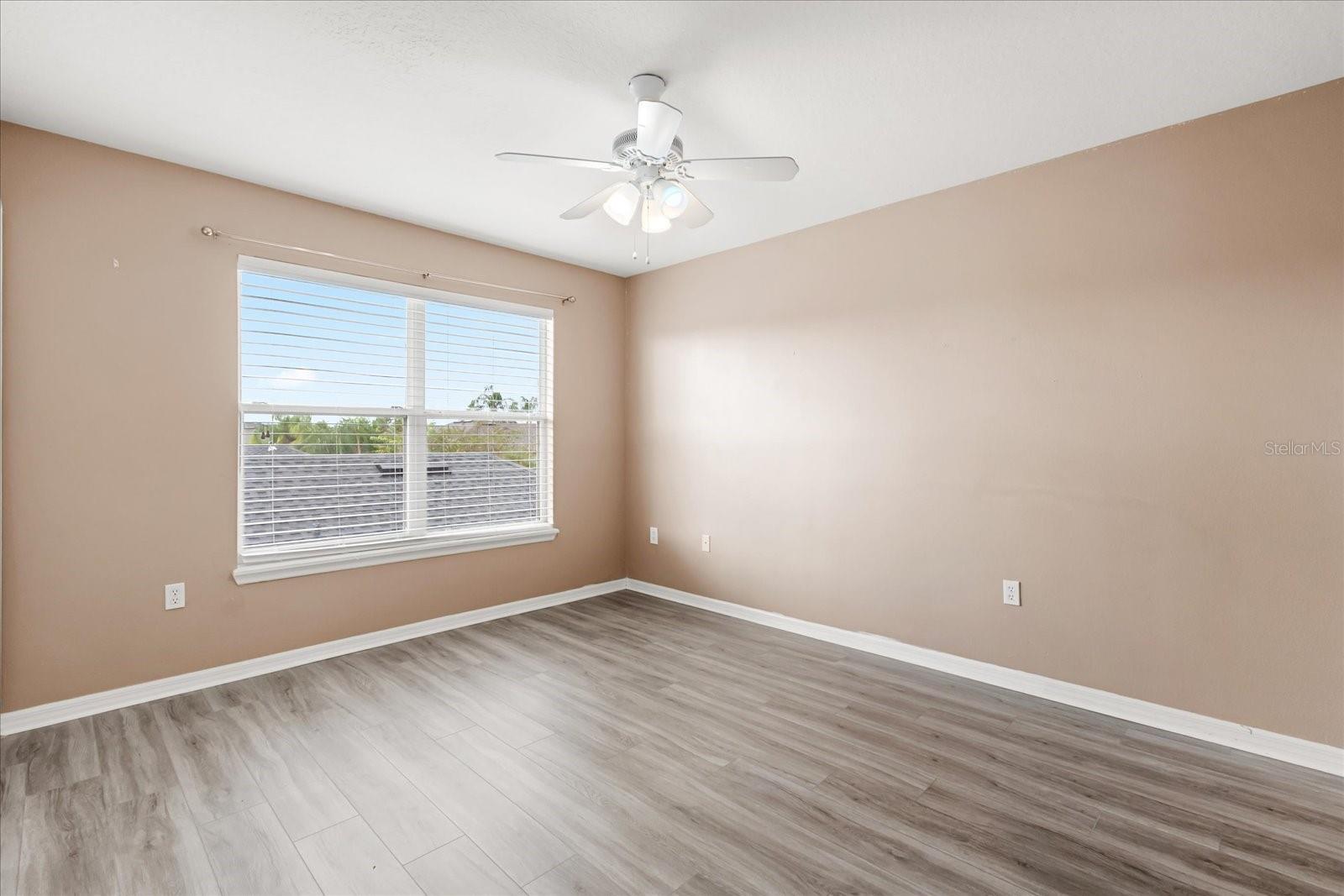 Image 19 of 36 For 3817 Blue Dasher Drive