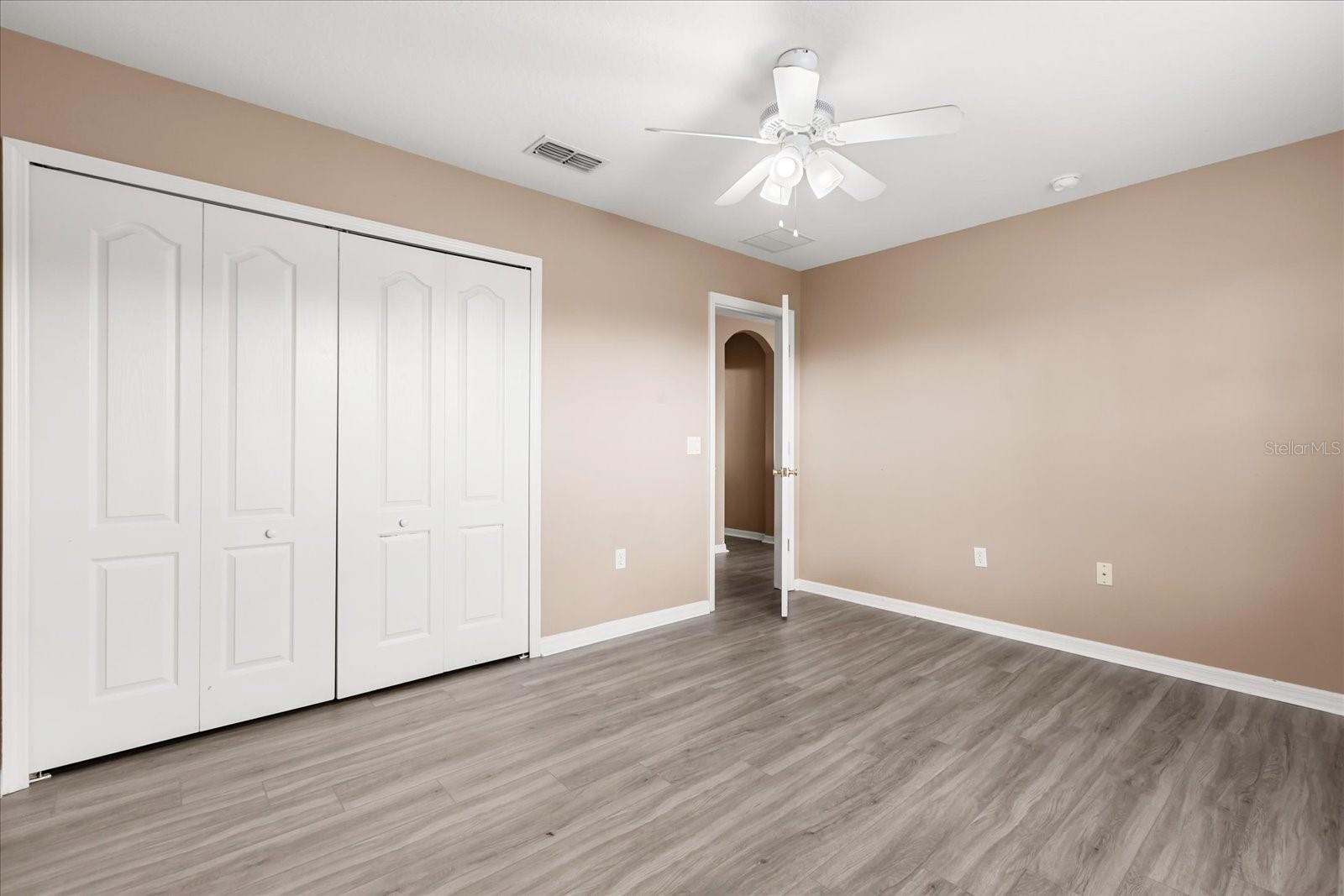 Image 22 of 36 For 3817 Blue Dasher Drive