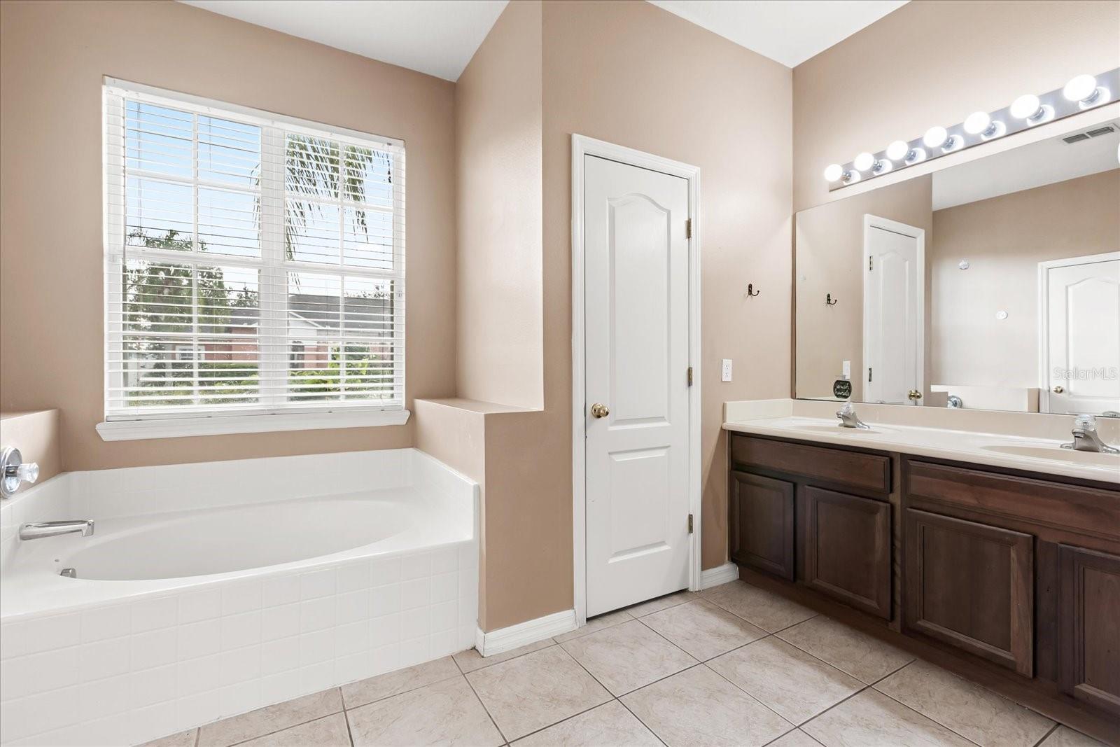 Image 25 of 36 For 3817 Blue Dasher Drive