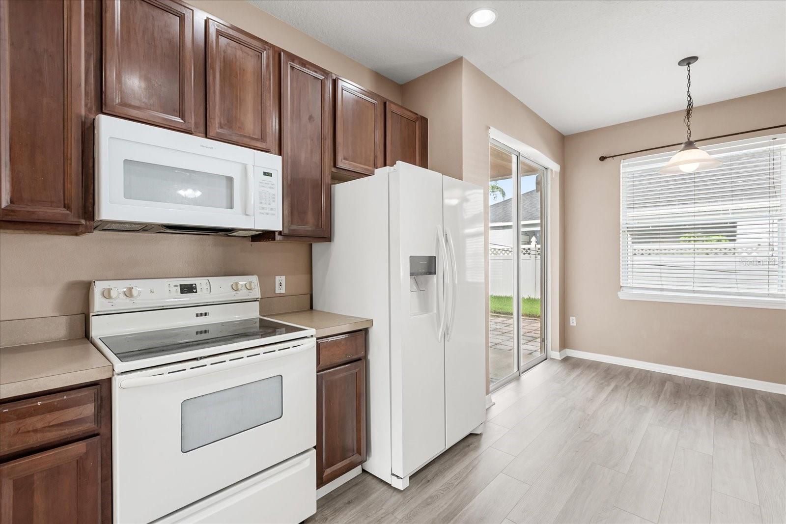 Image 5 of 36 For 3817 Blue Dasher Drive