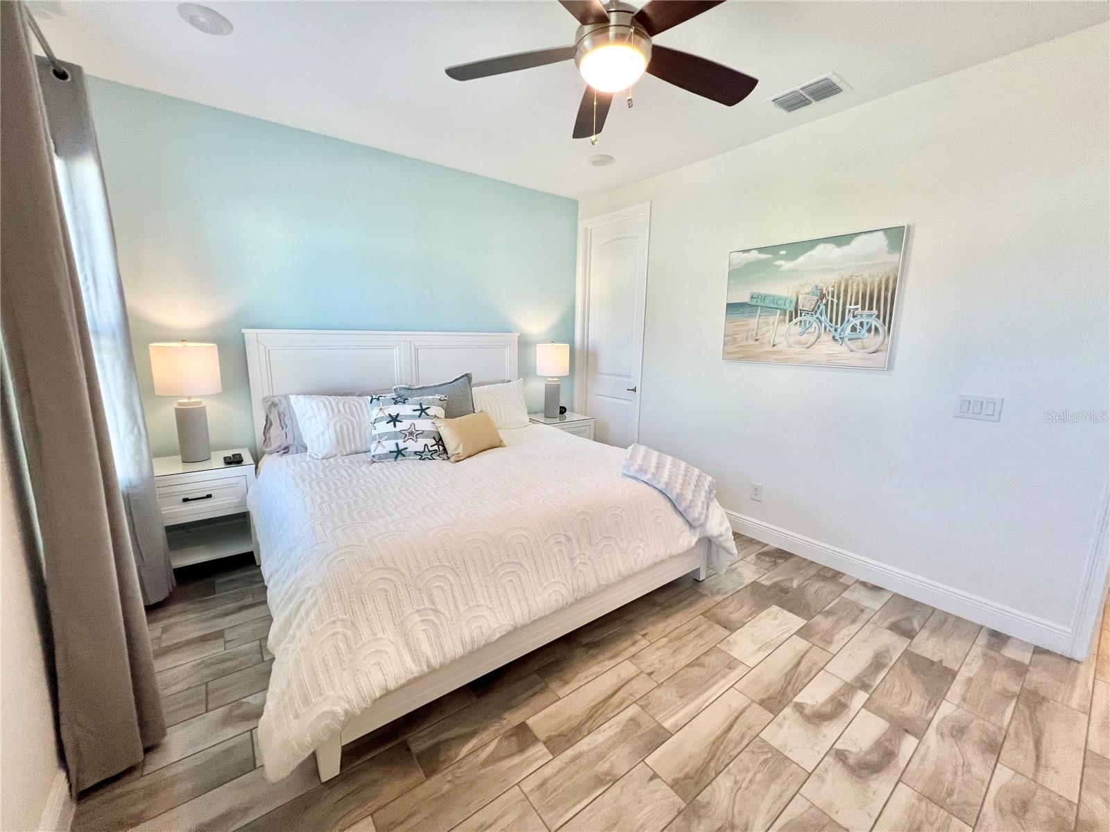 Image 29 of 87 For 8139 Coconut Place