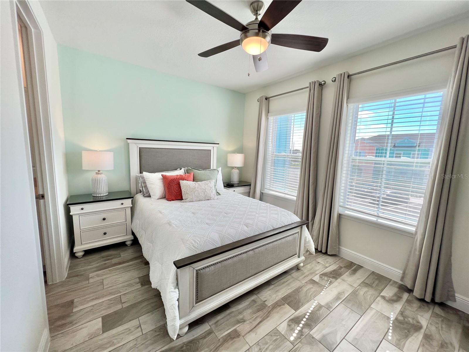 Image 37 of 87 For 8139 Coconut Place