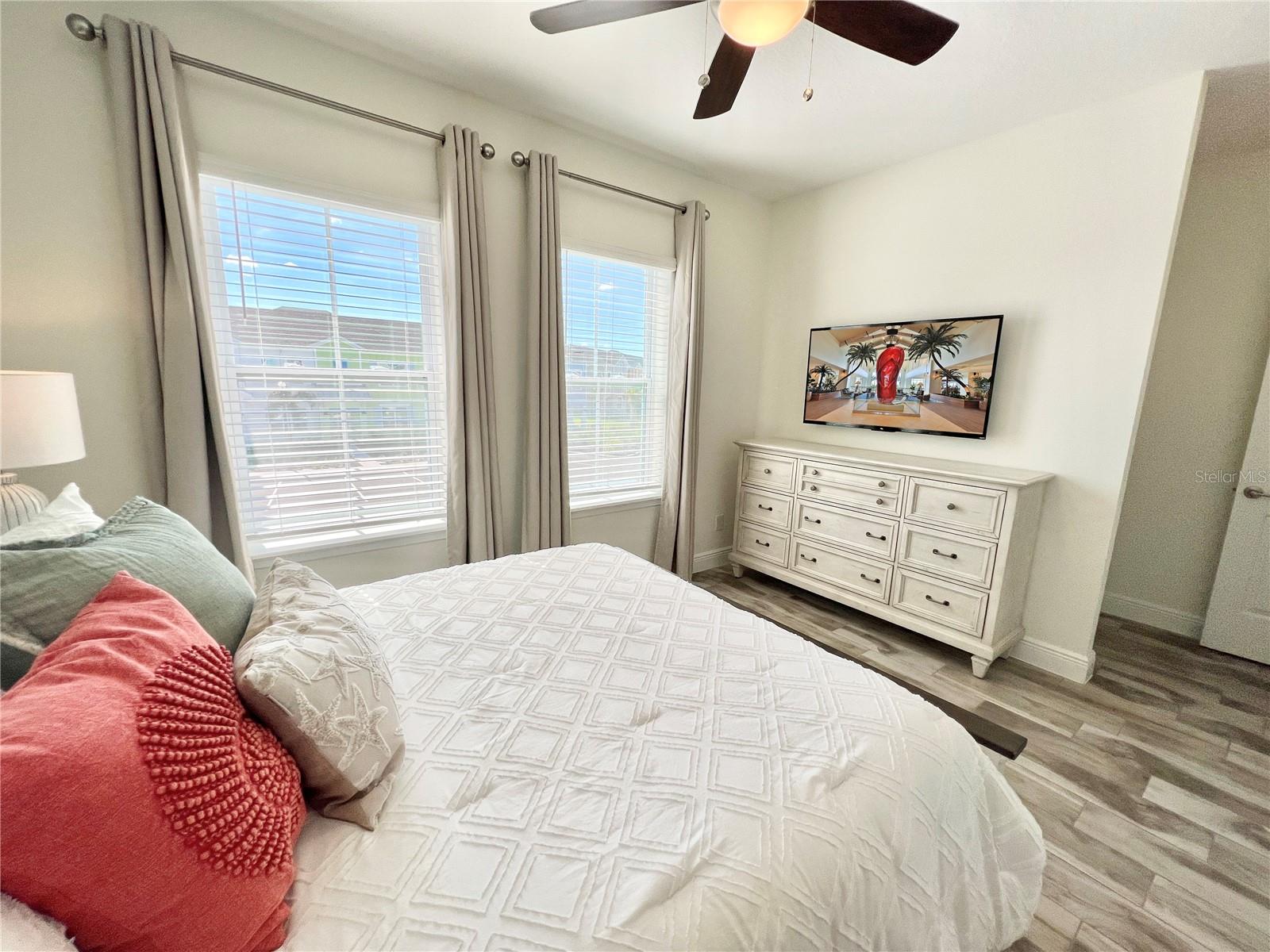 Image 41 of 87 For 8139 Coconut Place